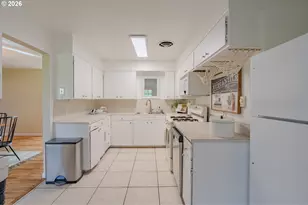 715 NE 22nd Ave, Camas, WA 98607 - Photo 10