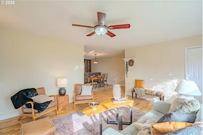 715 NE 22nd Ave, Camas, WA 98607 - Photo 6