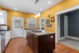 1402 2nd St, La Grande, OR 97850 - Photo 8