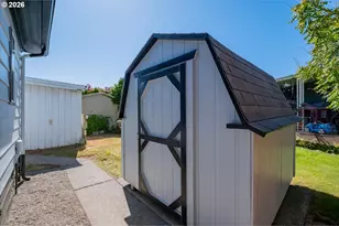 5422 Portland Rd NE, Salem, OR 97305 - Photo 42