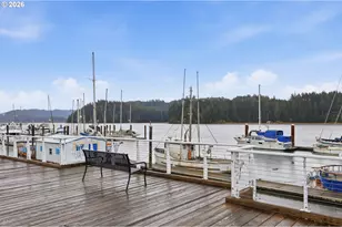 1600 Rhododendron Dr, Florence, OR 97439 - Photo 36