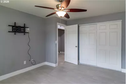 935 E Gladys Ave, Hermiston, OR 97838 - Photo 10
