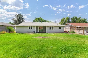 935 E Gladys Ave, Hermiston, OR 97838 - Photo 18
