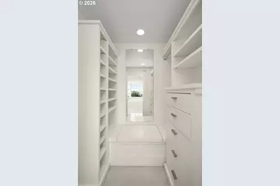 840 NW Summit Ave, Portland, OR 97210 - Photo 24