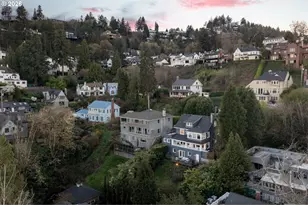 840 NW Summit Ave, Portland, OR 97210 - Photo 44