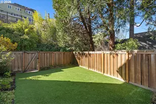 840 NW Summit Ave, Portland, OR 97210 - Photo 38