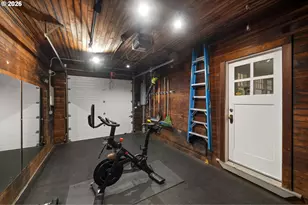 840 NW Summit Ave, Portland, OR 97210 - Photo 46