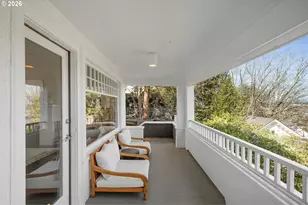 840 NW Summit Ave, Portland, OR 97210 - Photo 40