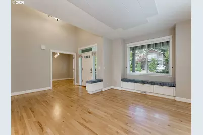 2507 Crestview Dr, West Linn, OR 97068 - Photo 10