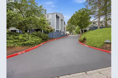 47 Eagle Crest Dr #40, Lake Oswego, OR 97035 - Photo 18