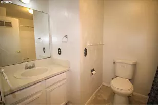 14475 SW 20th St, Beaverton, OR 97008 - Photo 18