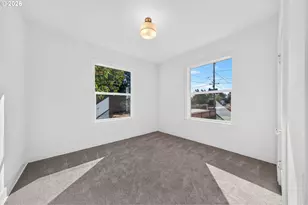 8413 NE Hassalo St, Portland, OR 97220 - Photo 12