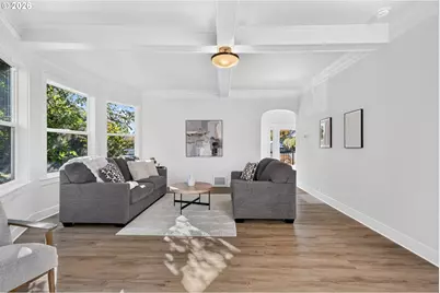 8413 NE Hassalo St, Portland, OR 97220 - Photo 4