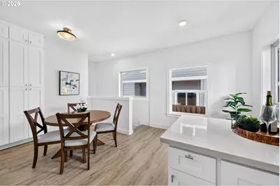 8413 NE Hassalo St, Portland, OR 97220 - Photo 8