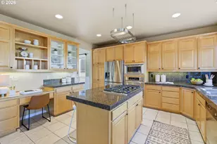 11086 SE Rimrock Dr, Happy Valley, OR 97086 - Photo 10