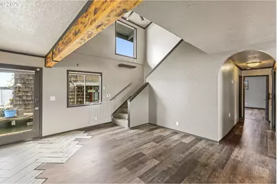 2039 N Jantzen Ave, Portland, OR 97217 - Photo 14