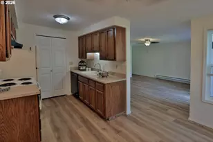 8324 SW Mohawk St SE, Tualatin, OR 97062 - Photo 6