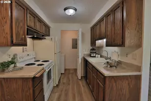 8324 SW Mohawk St SE, Tualatin, OR 97062 - Photo 10