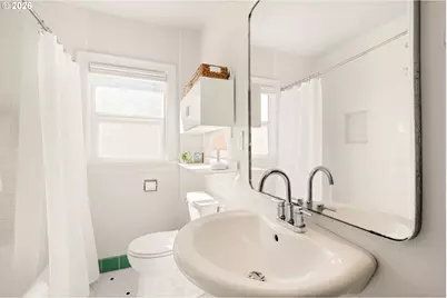 8623 N Curtis Ave, Portland, OR 97217 - Photo 16