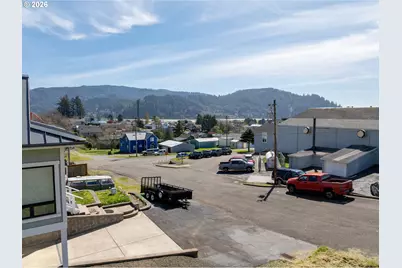 607 Driftwood Ave Ave, Garibaldi, OR 97118 - Photo 16