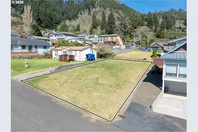 607 Driftwood Ave Ave, Garibaldi, OR 97118 - Photo 2