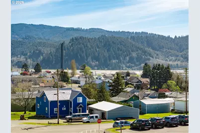 607 Driftwood Ave Ave, Garibaldi, OR 97118 - Photo 18