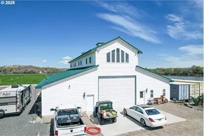 4460 Highway 201, Ontario, OR 97914 - Photo 16