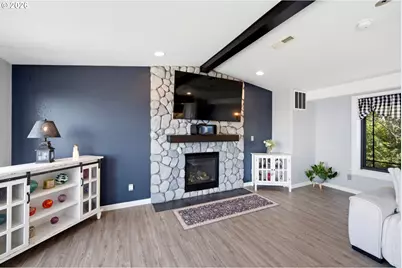 2035 NE 66th St, Lincoln City, OR 97367 - Photo 22