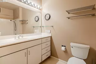 205 S Montgomery St, Portland, OR 97201 - Photo 22