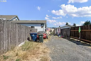 93 Shady Loop, Springfield, OR 97477 - Photo 20