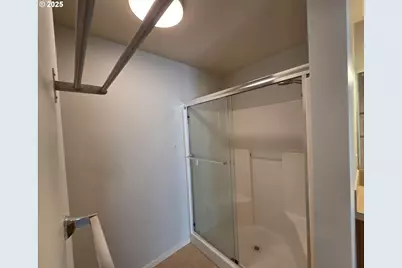 7825 SE Sporri Ln, Milwaukie, OR 97267 - Photo 16