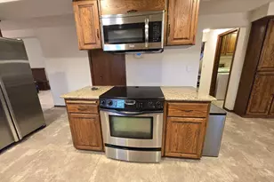 929 E Pine Ave, Hermiston, OR 97838 - Photo 8