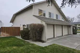 929 E Pine Ave, Hermiston, OR 97838 - Photo 34