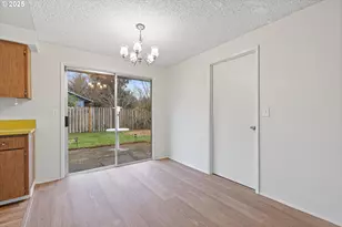 3210 NE 2nd Ct, Gresham, OR 97030 - Photo 6