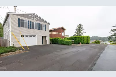 203 SE Surf Ave, Lincoln City, OR 97367 - Photo 2