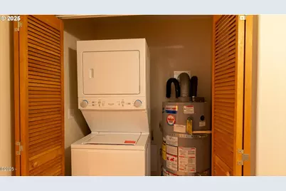 203 SE Surf Ave, Lincoln City, OR 97367 - Photo 6