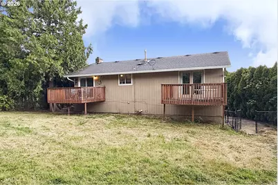 2182 SW Brixton Pl, Gresham, OR 97080 - Photo 2