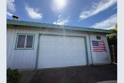 29835 Hillcrest St, Gold Beach, OR 97444 - Photo 2