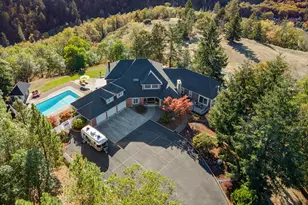 317 Aker Dr, Myrtle Creek, OR 97457 - Photo 1