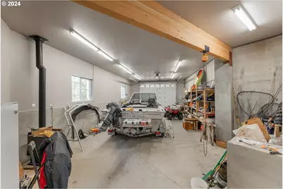 317 Aker Dr, Myrtle Creek, OR 97457 - Photo 44