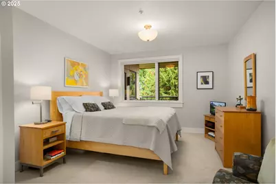 780 NW Westover Sq #3, Portland, OR 97210 - Photo 22