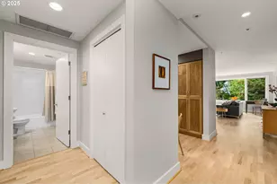 780 NW Westover Square, Portland, OR 97210 - Photo 16