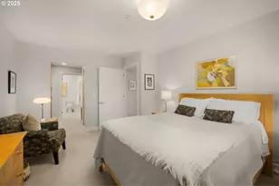 780 NW Westover Square, Portland, OR 97210 - Photo 20