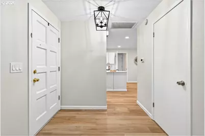 3360 NW 178th Ave, Portland, OR 97229 - Photo 8