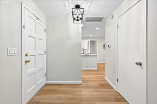 3360 NW 178th Ave, Portland, OR 97229 - Photo 8