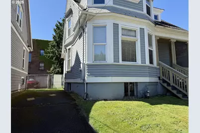 722 NE Couch St, Portland, OR 97232 - Photo 2