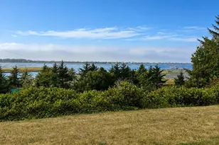 143 S Wells Dr, Lincoln City, OR 97367 - Photo 20