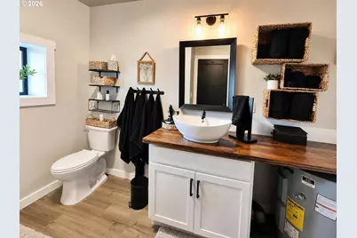 143 S Wells Dr, Lincoln City, OR 97367 - Photo 6