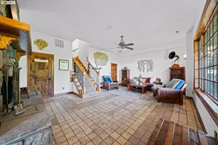 1777 Skyland Dr, Lake Oswego, OR 97034 - Photo 32