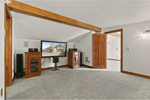 1777 Skyland Dr, Lake Oswego, OR 97034 - Photo 30